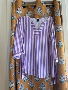 SHEIN Lavender and White Striped V-Neck Top